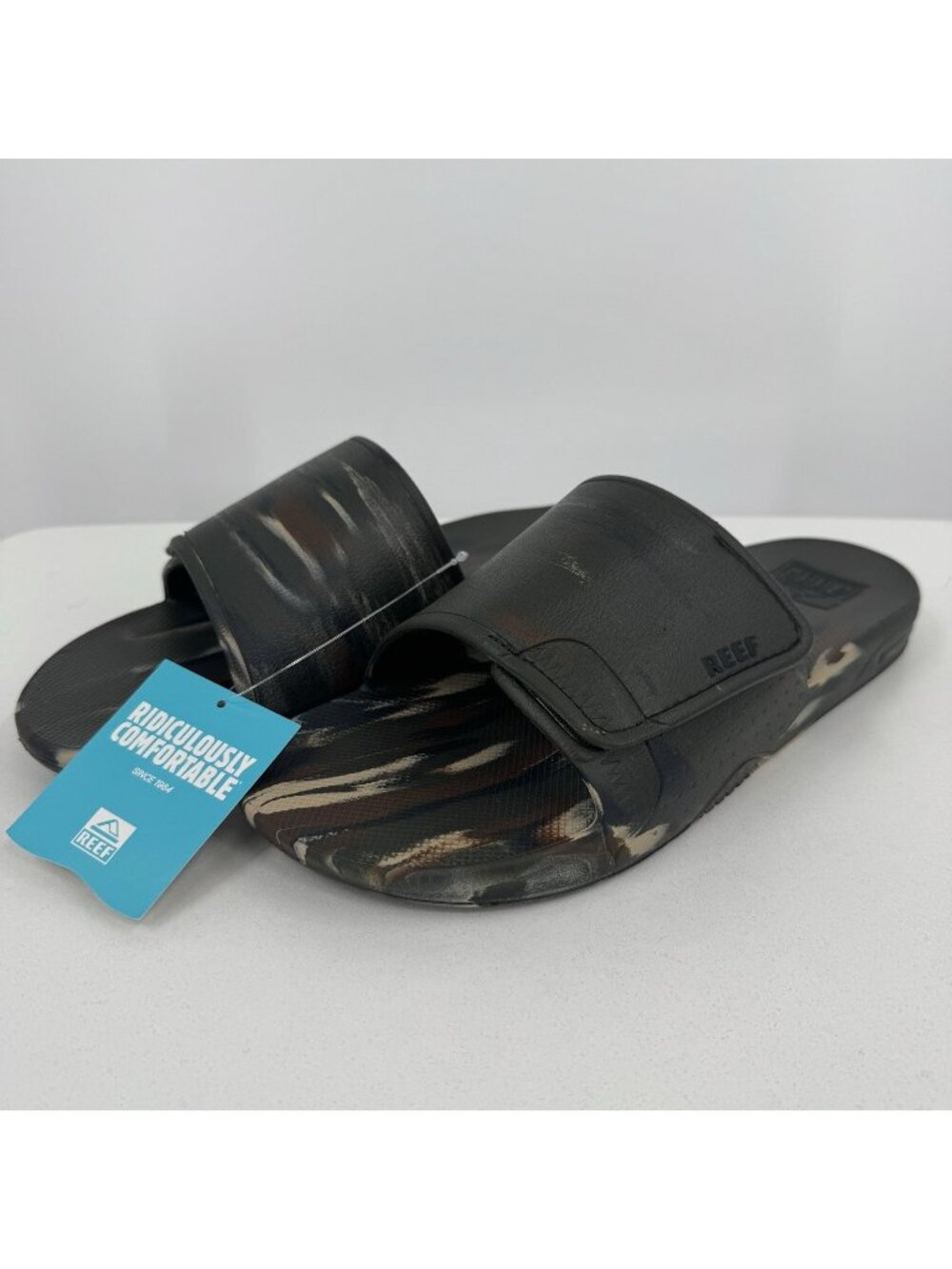 Reef Men's Fanning H2O Pool Slides size 12 D Green Camo Slip-on Sandals NWT